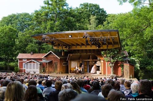 Hemsöborna - Vallarnas Friluftsteater, Falkenberg<br>Lisebergsteatern, Göteborg<br>Rosers Salonger, Skara<br>Turné